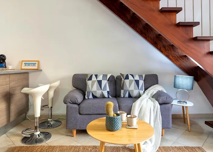 And Me In Apartamento *