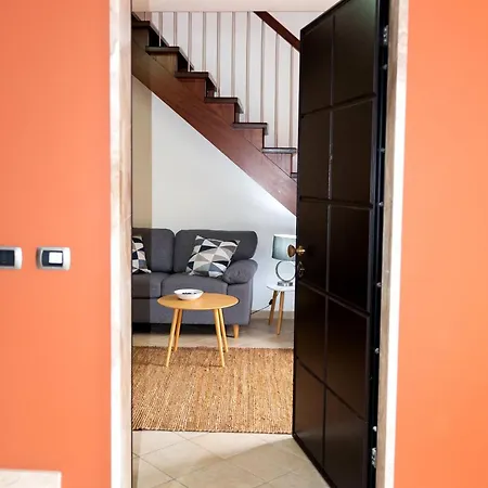 And Me In Αλγκέρο