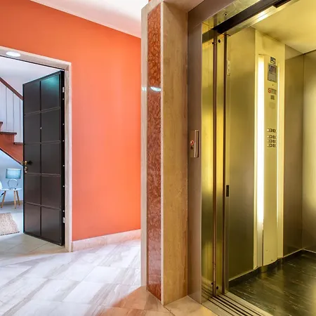 And Me In Appartamento *